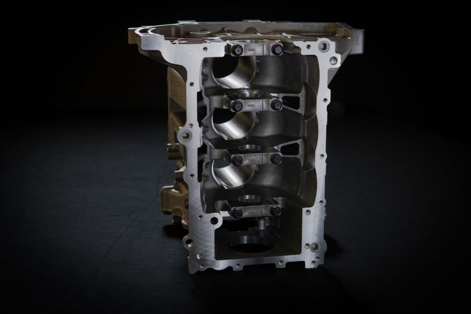 Peugeot 208 HYbrid FE - Photo officielle - 4-005