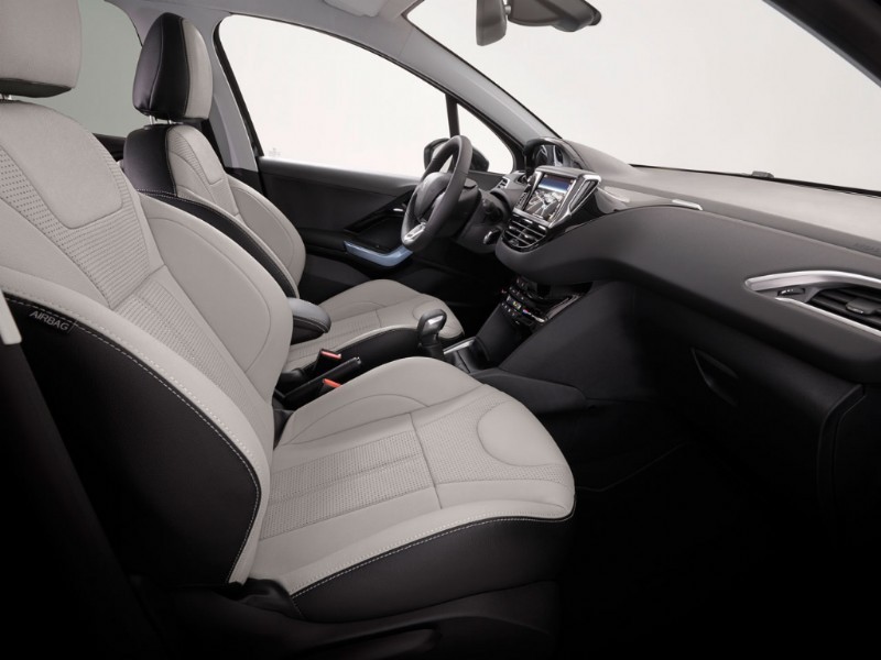 Intérieur Peugeot 208 Griffe 2012 (Pays-Bas)