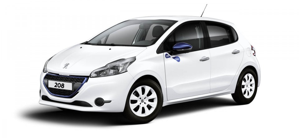 Photo 3/4 avant Peugeot 208 Like - Blanc Banquise - France (2014