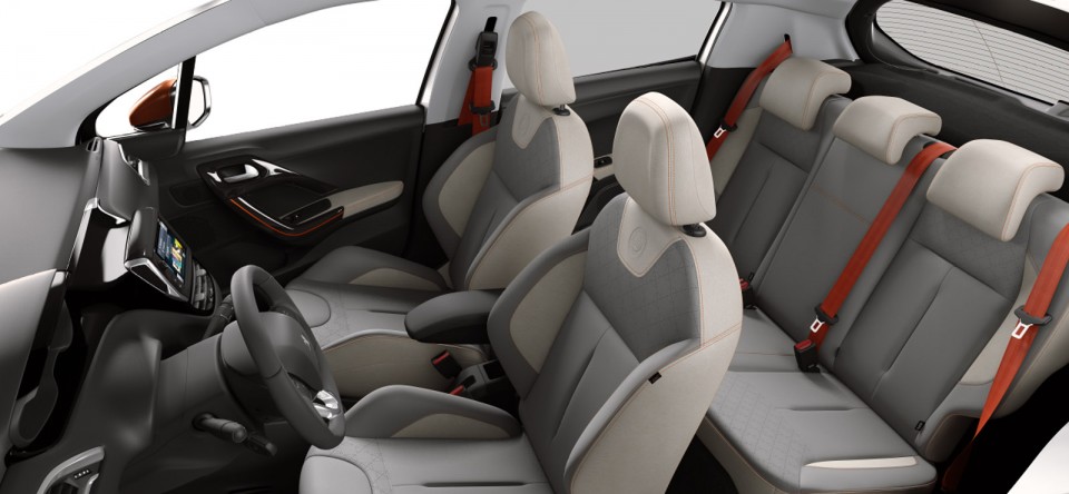 Photo sièges Peugeot 208 Roland Garros