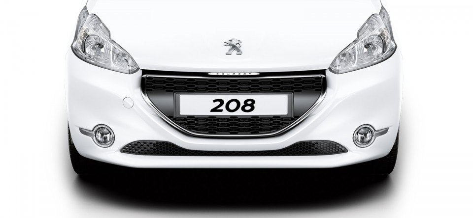 Photo face avant Peugeot 208 Style Blanc Banquise