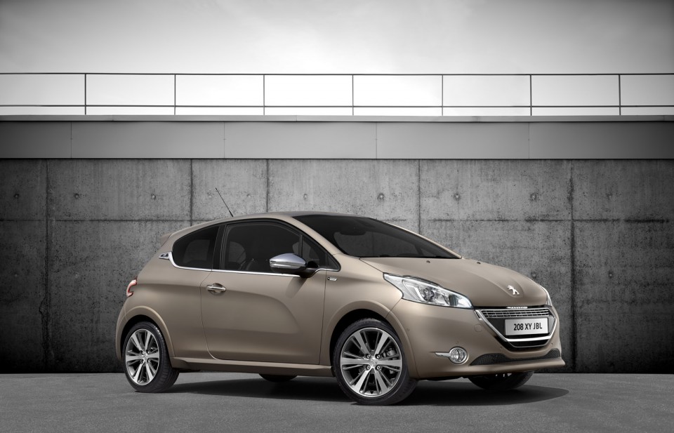 Photo Peugeot 208 XY JBL