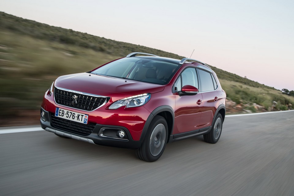 Photo Peugeot 2008 Allure restylée Rouge Ultimate - Essais 2016