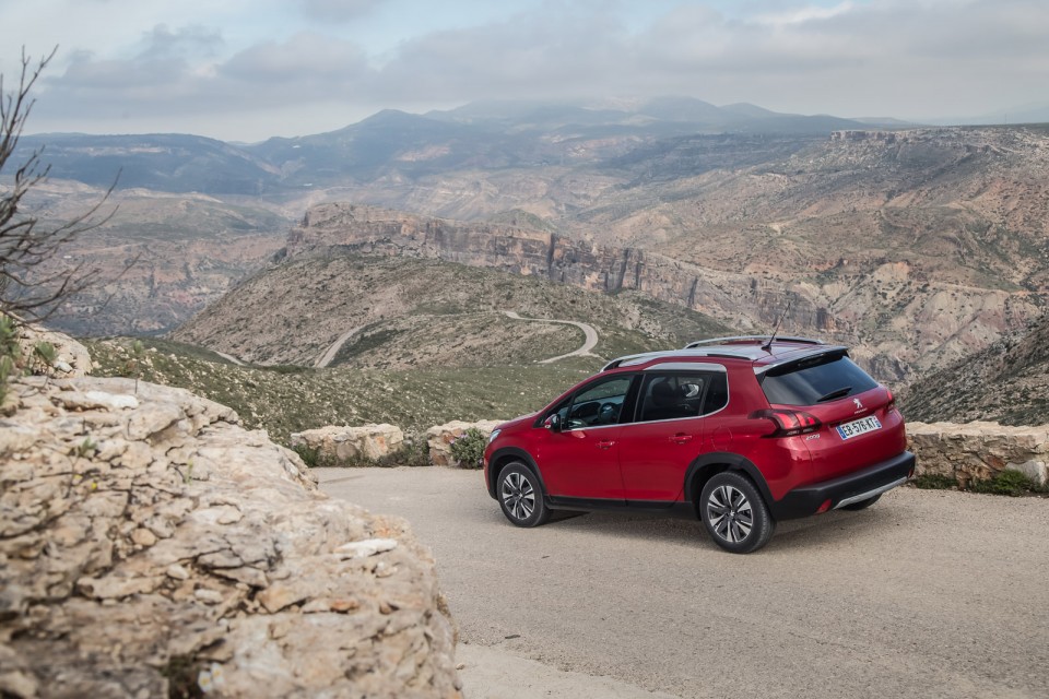Photo Peugeot 2008 Allure restylée Rouge Ultimate - Essais 2016