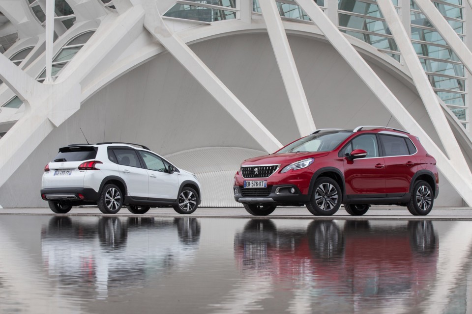 Photo Peugeot 2008 Allure restylée Rouge Ultimate - Essais 2016