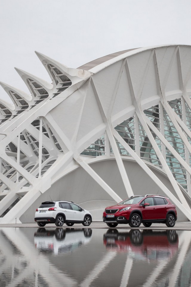 Photo Peugeot 2008 Allure restylée Rouge Ultimate - Essais 2016