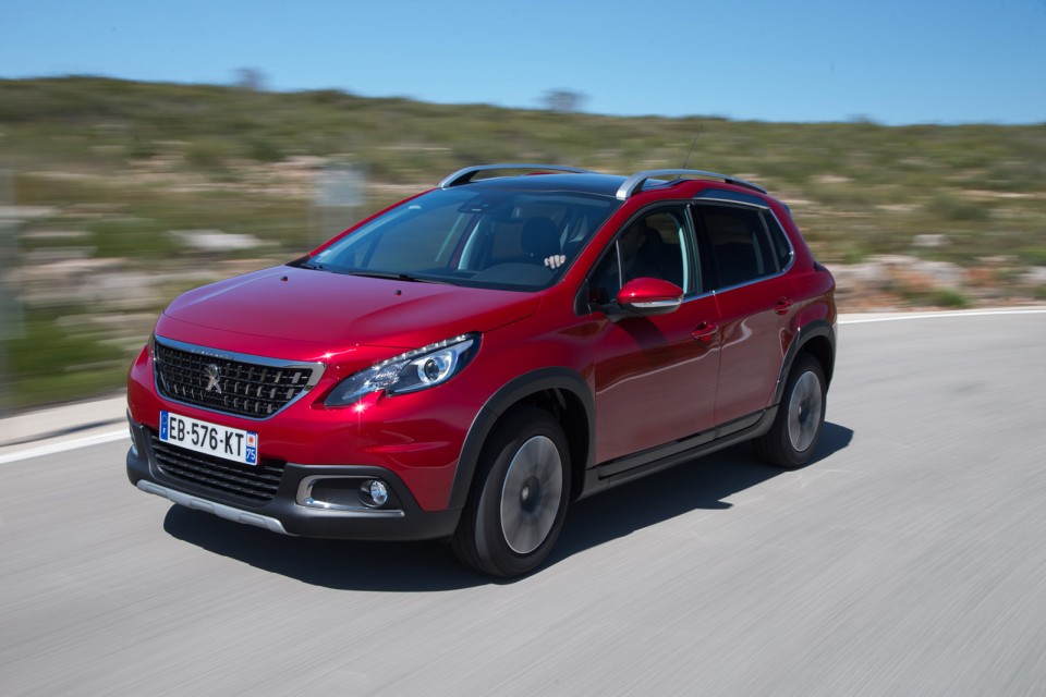 Photo Peugeot 2008 Allure restylée Rouge Ultimate - Essais 2016