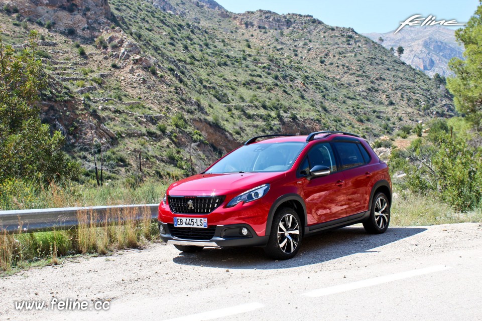 Photo essai Peugeot 2008 GT Line restylée Rouge Ultimate (2016)