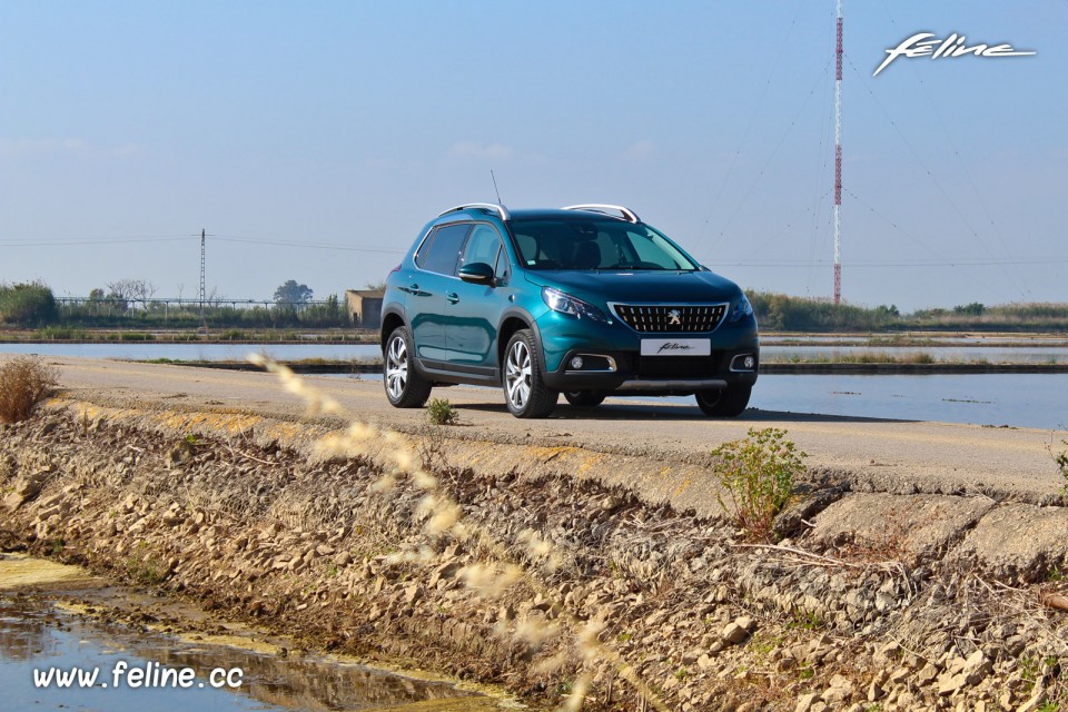 Photo 3/4 avant Peugeot 2008 restylée (2016)