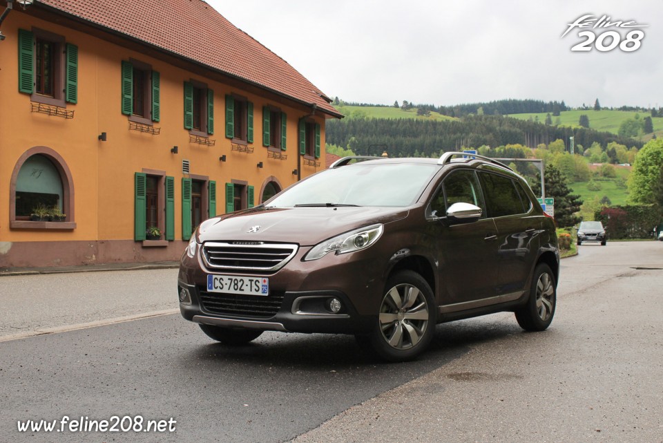 Peugeot 2008 Allure Brun Makaha - Essais Peugeot 2008 - Mai 2013 - 1-002