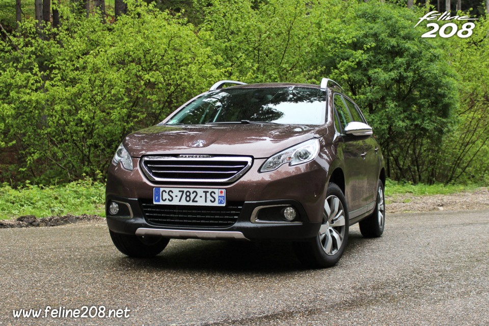 Face avant Peugeot 2008 Allure Brun Makaha - Essais Peugeot 2008 - Mai 2013 - 1-032