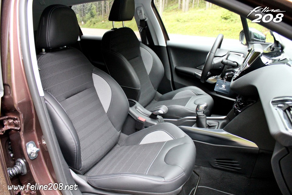 Sièges Peugeot 2008 Allure - Essais Peugeot 2008 - Mai 2013 - 1-048