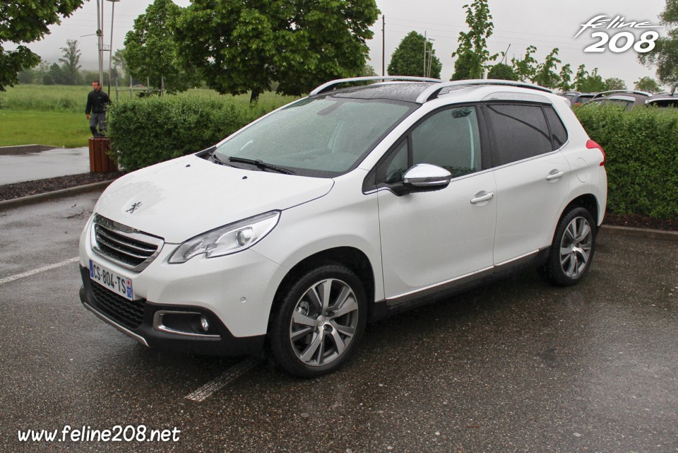 Peugeot 2008 Féline Blanc Nacré - Essais Peugeot 2008 - Mai 2013 - 1-077