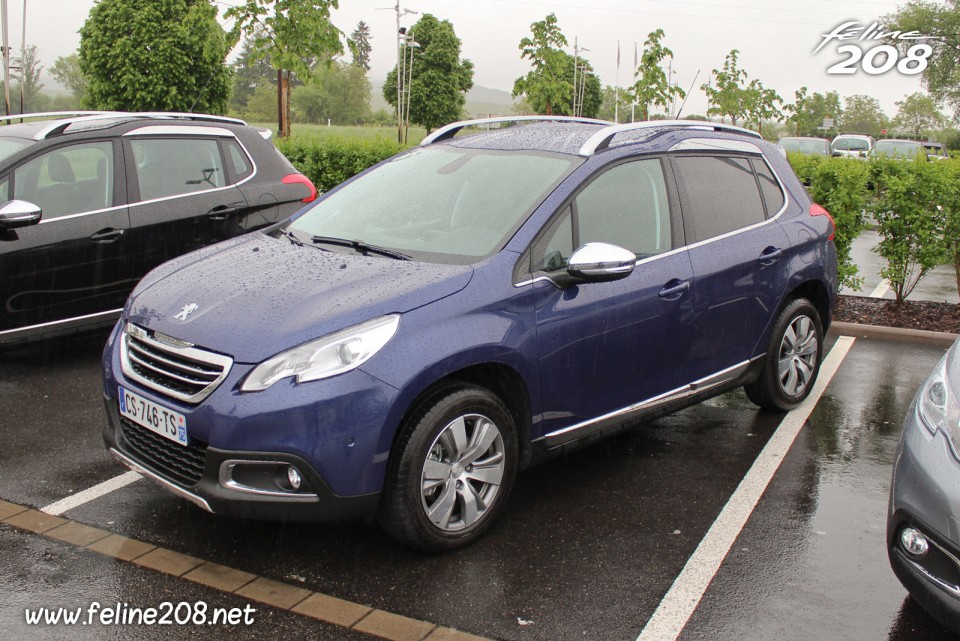 Peugeot 2008 Allure Bleu Virtuel - Essais Peugeot 2008 - Mai 2013 - 1-080
