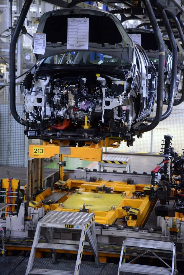 Production de la Peugeot 2008 à Mulhouse (68) - 1-027