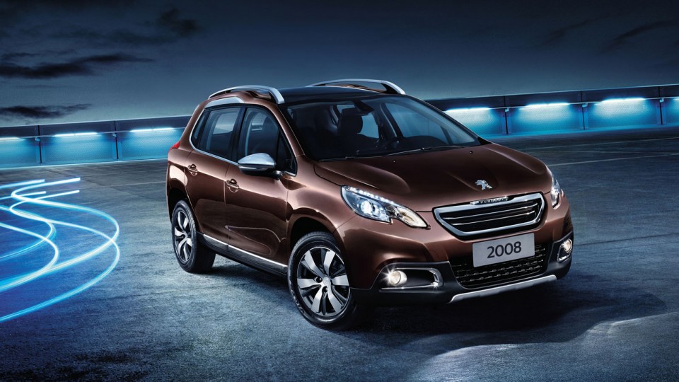 Photo officielle Peugeot 2008 Chine Brun Rich Oak