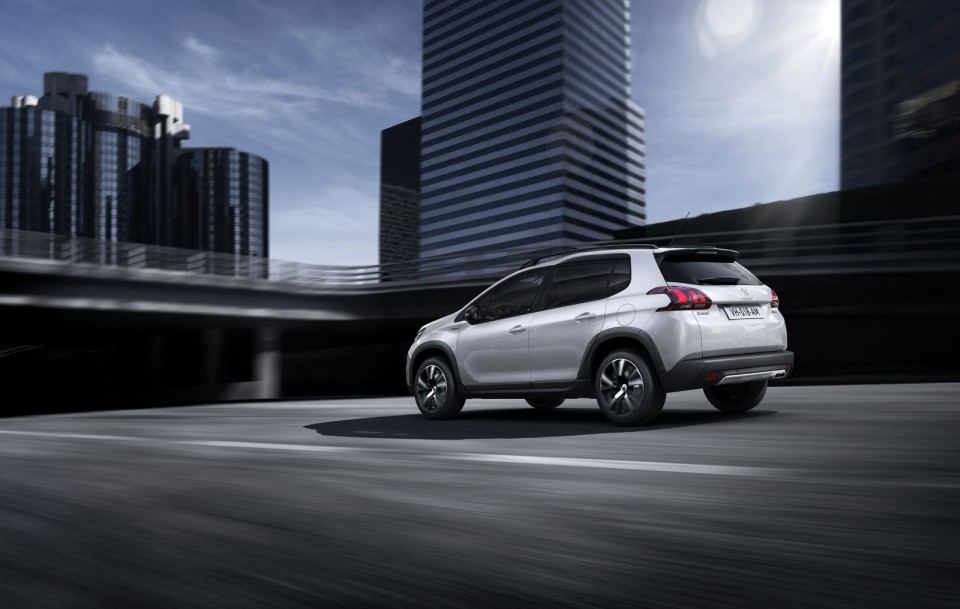 Photo officielle Peugeot 2008 GT Line restylée (2016)