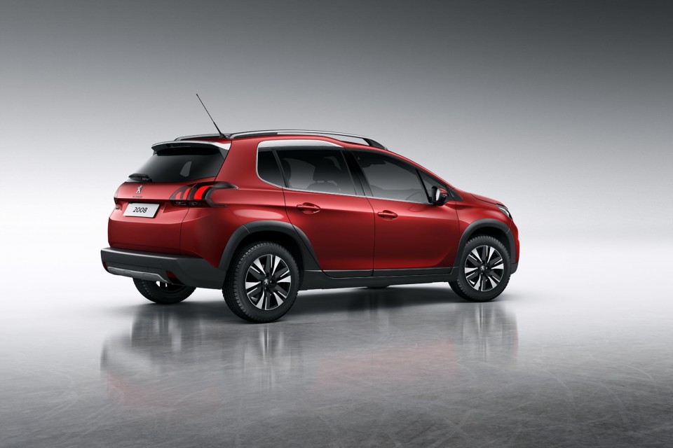 Photo profil Peugeot 2008 restylée (2016)