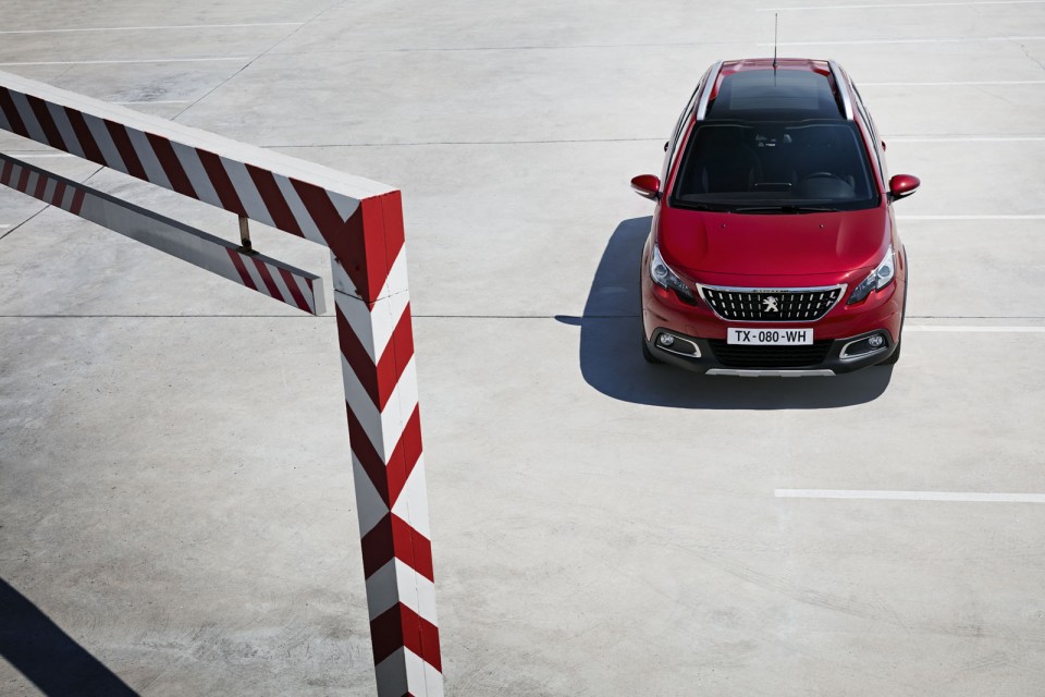Photo officielle Peugeot 2008 restylée (2016)