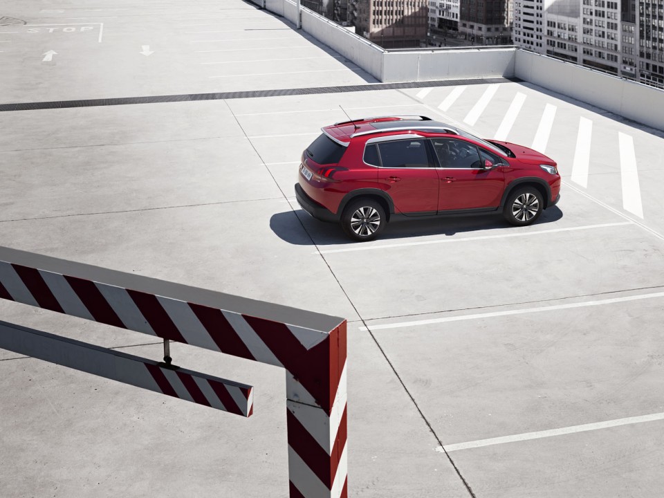 Photo officielle Peugeot 2008 restylée (2016)