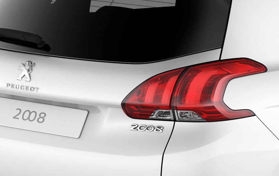 Feu arrière LED Peugeot 2008 - Photo officielle - 1-007