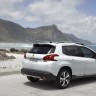 3/4 arrière Peugeot 2008 Féline Blanc Nacré - Photo officielle - 2-007