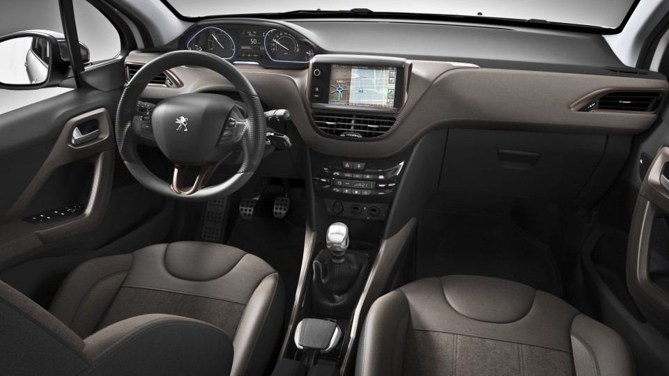 Intérieur Peugeot 2008 Féline - Photo officielle - 2-053a