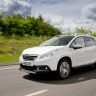 Photo Peugeot 2008 Féline Blanc Nacré, version UK (RHD) - 2-006