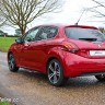 Photo 3/4 arrière Peugeot 208 GT Line Rouge Rubi