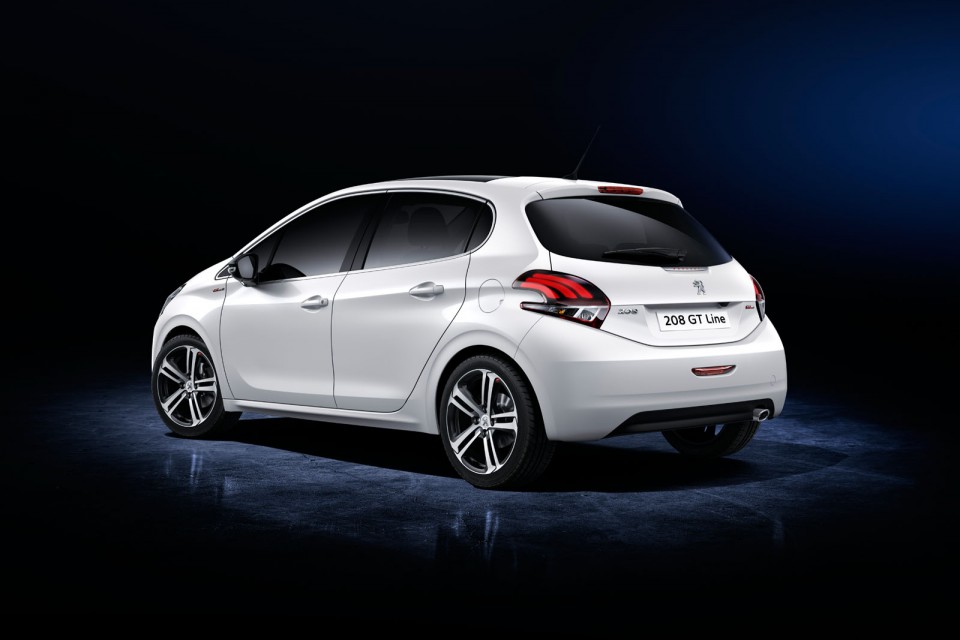 Photo nouvelle Peugeot 208 GT Line restylée (2015)