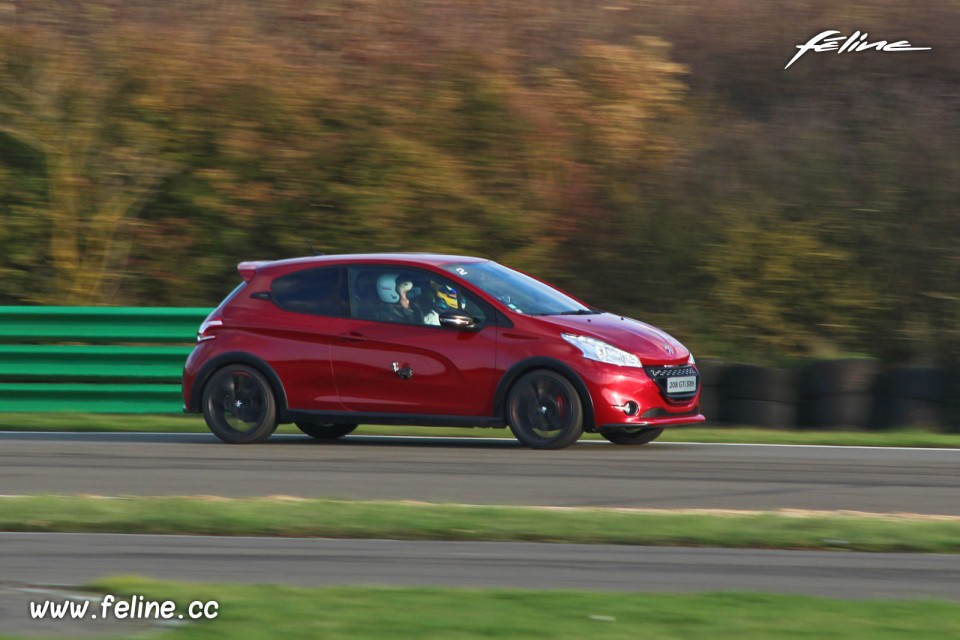 Photo essai Peugeot 208 GTi 30th - Circuit de Dreux