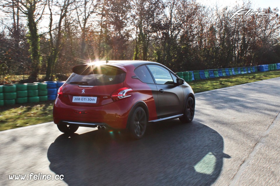 Photo essai Peugeot 208 GTi 30th - Circuit de Dreux