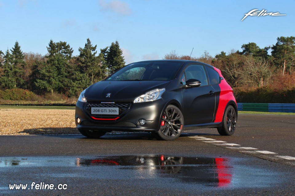 Photo essai Peugeot 208 GTi 30th - Circuit de Dreux