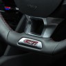 Sigle GTi volant cuir sport Peugeot 208 GTi Rouge Rubi, version AU (RHD) - 1-023