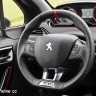 Photo volant cuir Peugeot 208 GTi by Peugeot Sport 2017