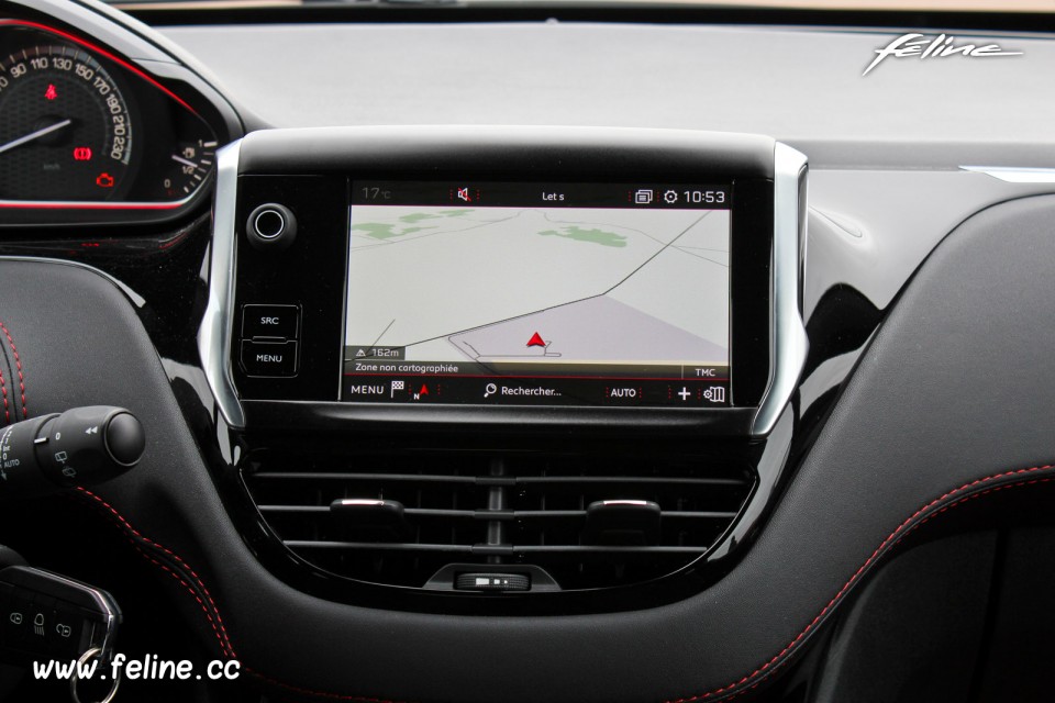 Photo navigation GPS Peugeot 208 GTi by Peugeot Sport 2017