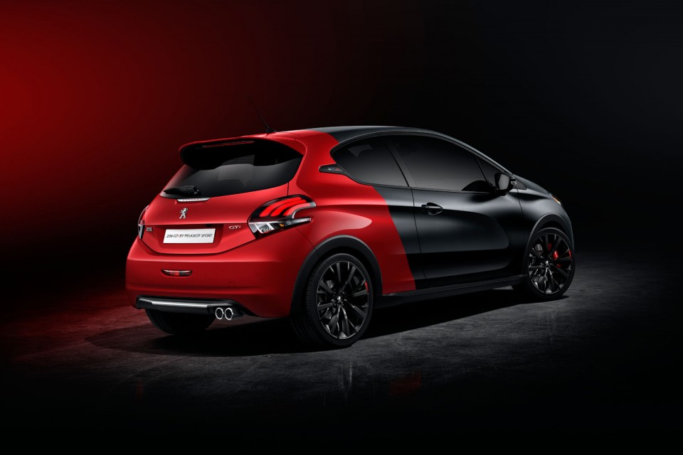 Photo nouvelle Peugeot 208 GTi by Peugeot Sport restylée (2015)