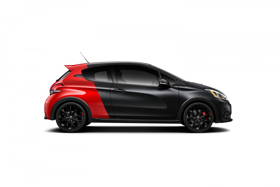 Photo officielle nouvelle Peugeot 208 GTi by Peugeot Sport resty