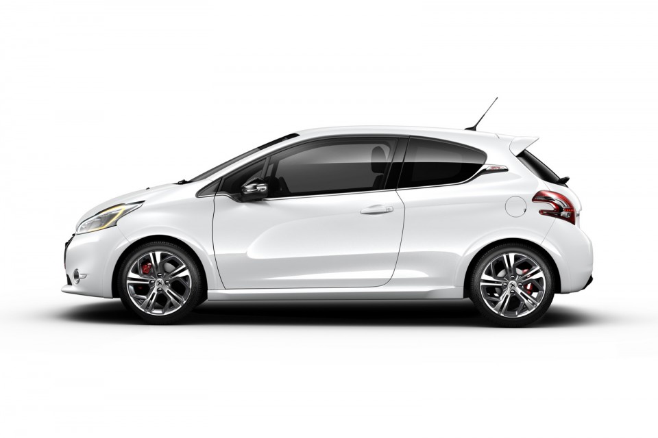 Profil Peugeot 208 GTi Blanc Banquise 02