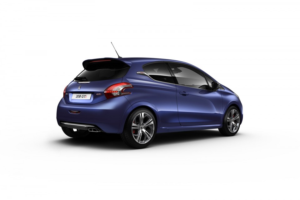 3/4 arrière Peugeot 208 GTi Bleu Virtuel 03