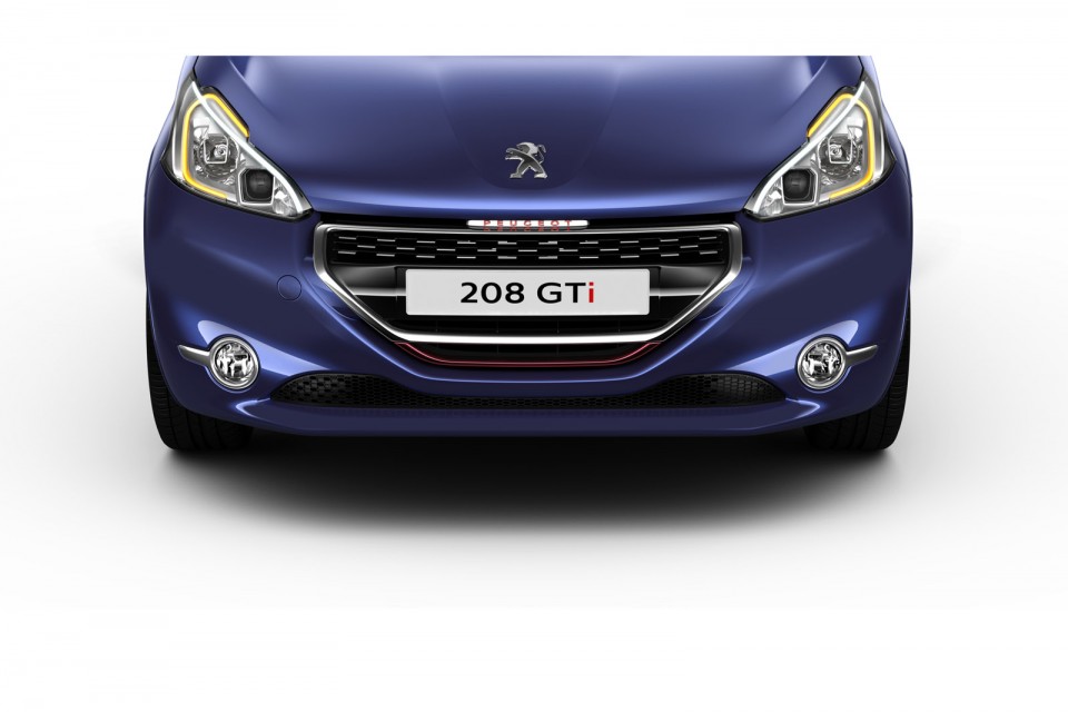 Face avant Peugeot 208 GTi Bleu Virtuel 05