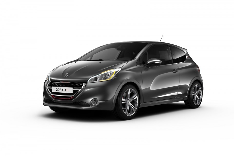 3/4 avant Peugeot 208 GTi Gris Shark 01