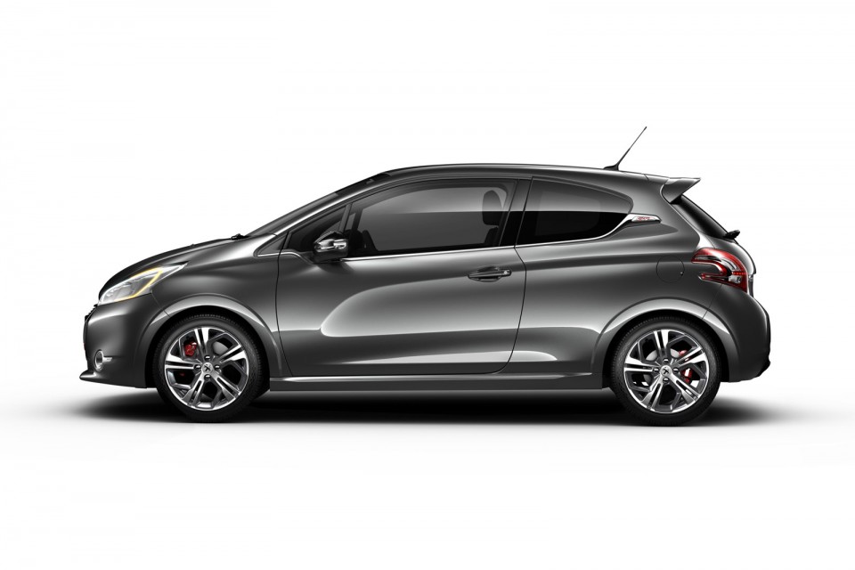 Profil Peugeot 208 GTi Gris Shark 02