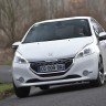 3/4 avant Peugeot 208 GTi - Blanc Banquise - 1.6 THP 200 - 1-001