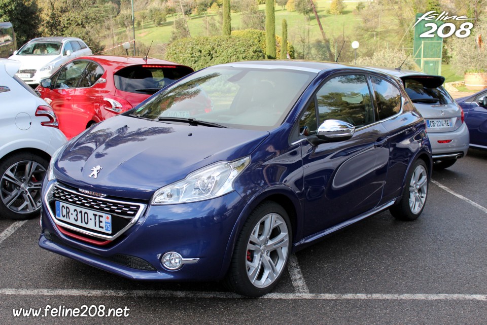 Peugeot 208 GTi Bleu Virtuel - Essais Peugeot 208 GTi - Mars 2013 - 1-003