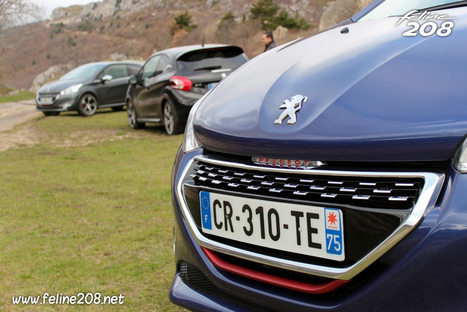 Peugeot 208 GTi Bleu Virtuel, Noir Perla Nera et Gris Shark - Essais Peugeot 208 GTi - Mars 2013 - 1-016
