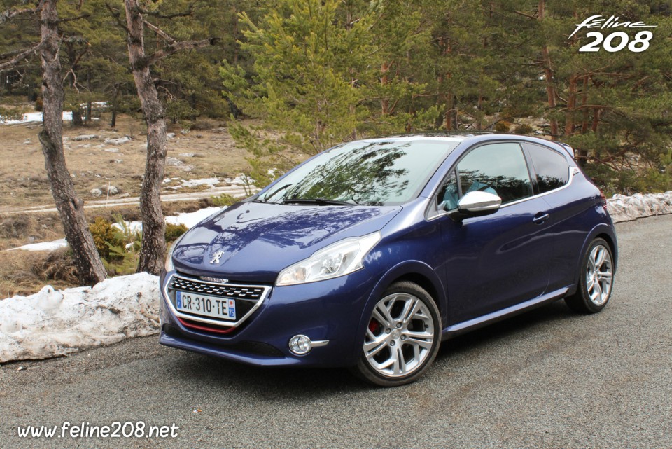 Peugeot 208 GTi Bleu Virtuel - Essais Peugeot 208 GTi - Mars 2013 - 1-021