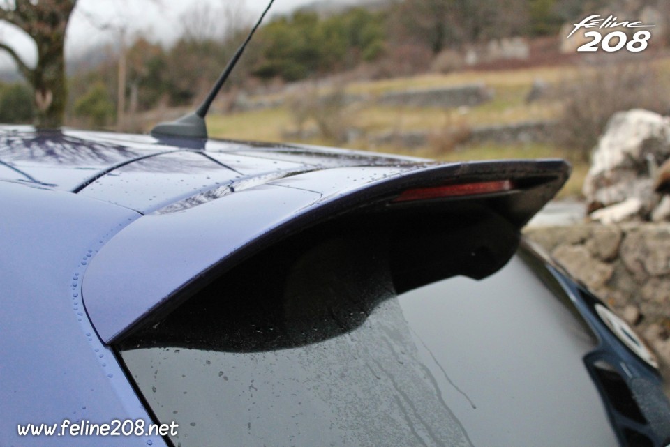 Becquet Peugeot 208 GTi Bleu Virtuel - Essais Peugeot 208 GTi - Mars 2013 - 1-029