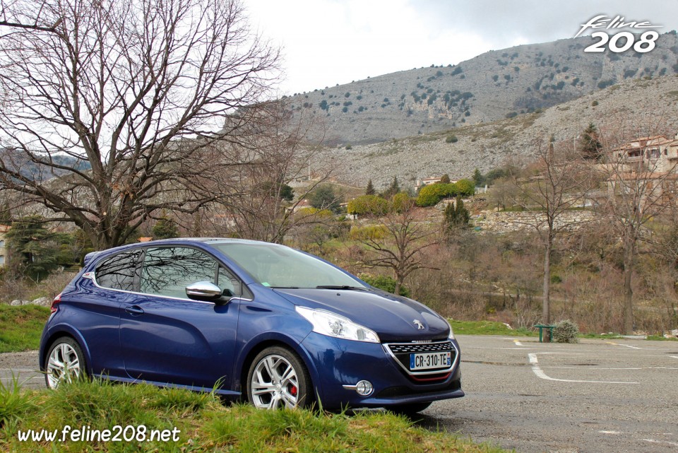 Peugeot 208 GTi Bleu Virtuel - Essais Peugeot 208 GTi - Mars 2013 - 1-038