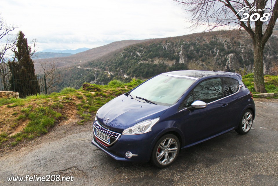 Peugeot 208 GTi Bleu Virtuel - Essais Peugeot 208 GTi - Mars 2013 - 1-039